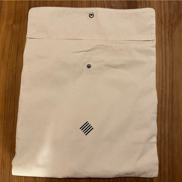 The Light Salon Boost Red Light LED Therapy Mask - Picture 4 of 8